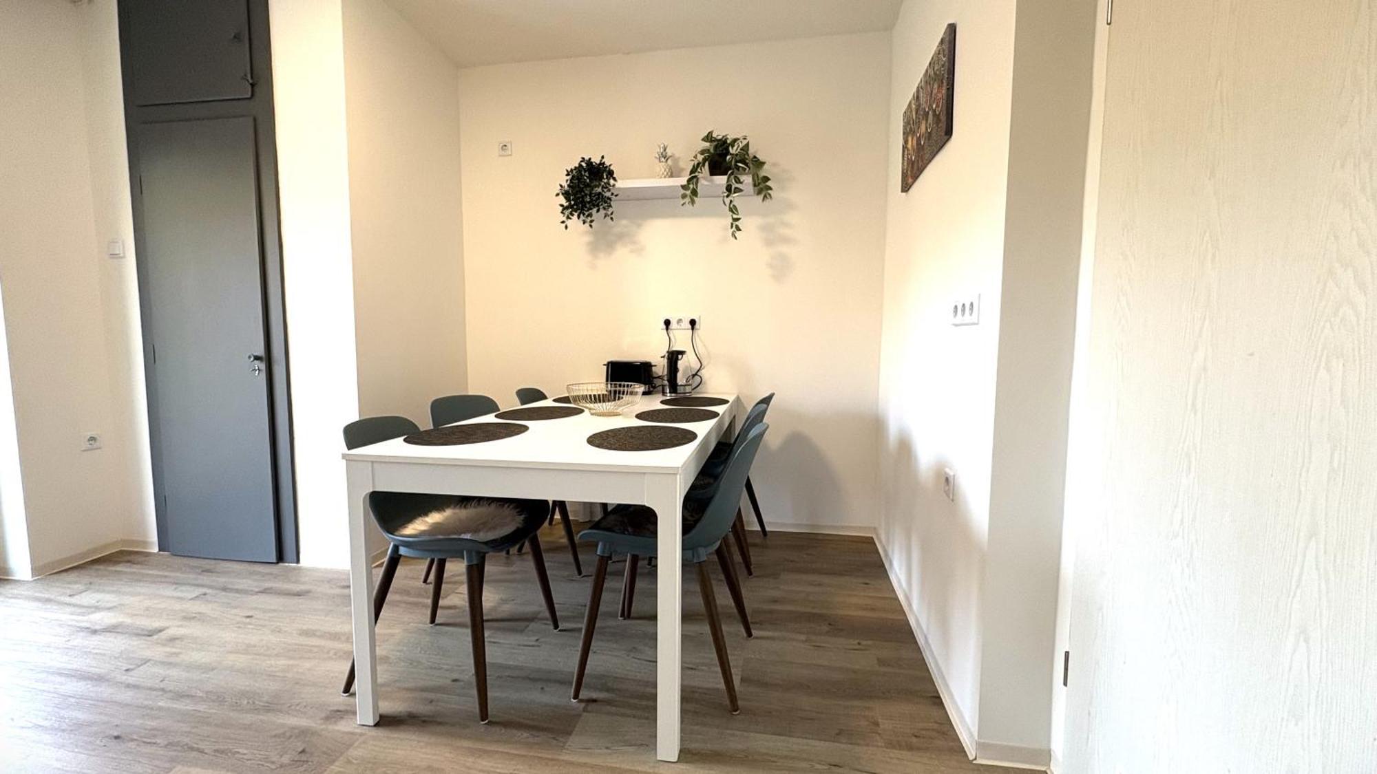 Apartment Helle Gemuetliche 3-zi-whg Mit Terrasse Und Gartenzugang *